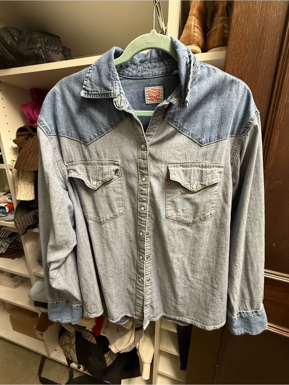 Levi’s Dylan Relaxed Oversized Western Shirt - Picture 2 of 3